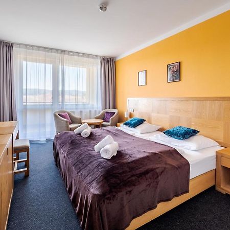 Private Luxury Apartments Frymburk Bagian luar foto
