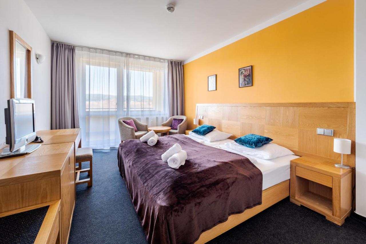 Private Luxury Apartments Frymburk Bagian luar foto