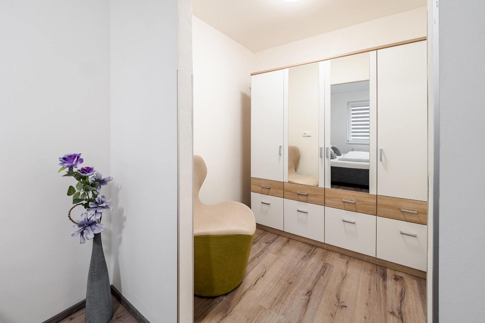 Private Luxury Apartments Frymburk Ruang foto