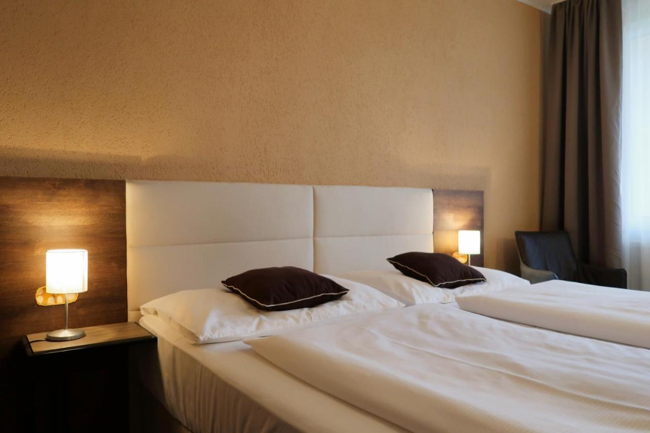 Private Luxury Apartments Frymburk Bagian luar foto